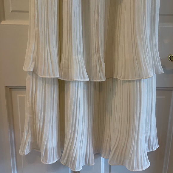 Lulus White Tiered Pleated Dress (S) - Picture 4 of 8